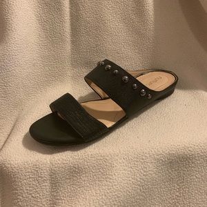 Nurture Cassandrah sandals